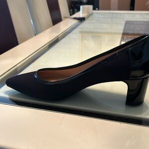 Ladies dress shoes